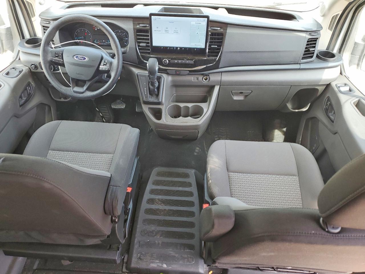 2025 Ford Transit T-350