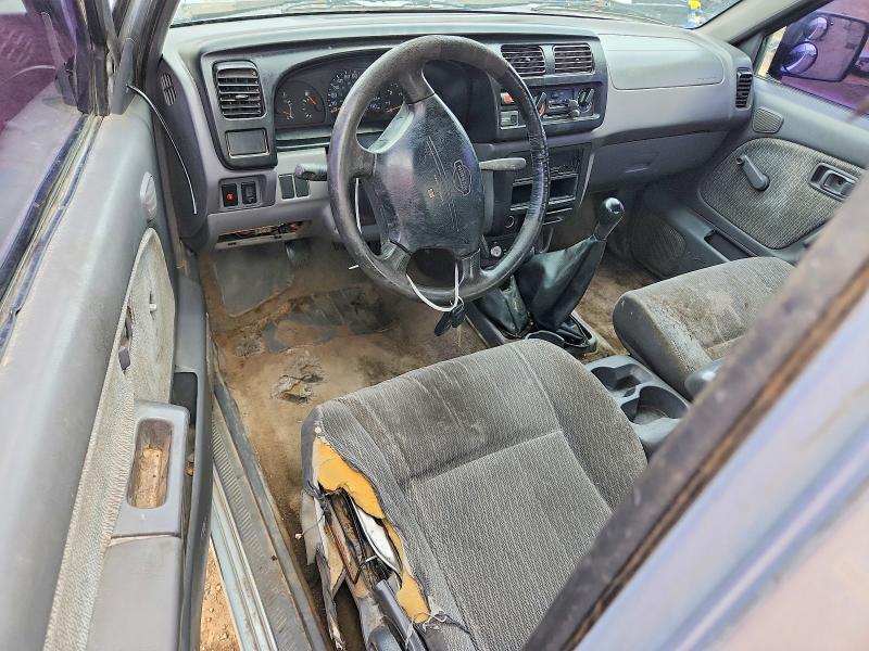 2000 Nissan Frontier XE-V6