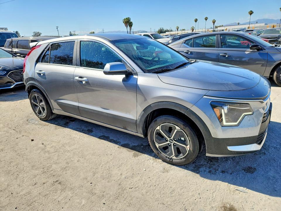 2026 KIA Niro lx