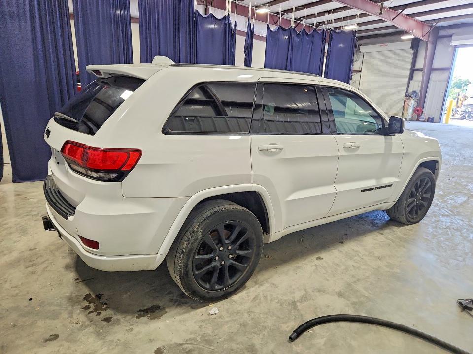 2020 Jeep Grand Cherokee Laredo