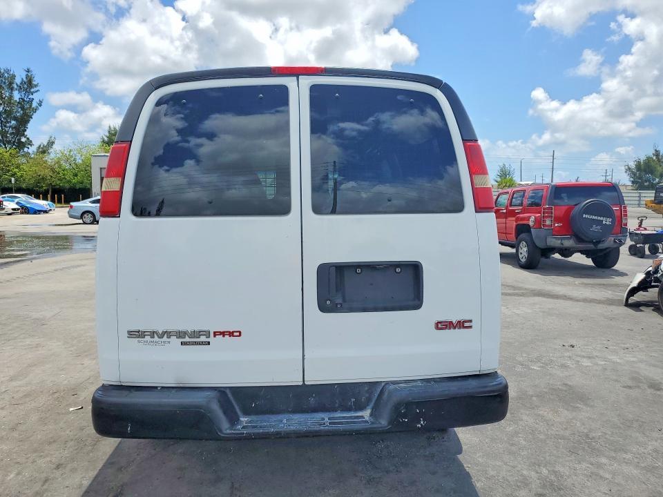 2014 GMC Savana G2500