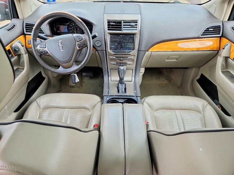 2012 Lincoln Townhouse MKX