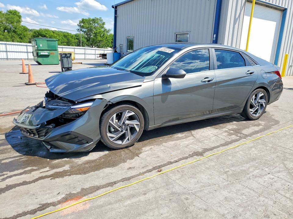 2025 Hyundai Elantra sel