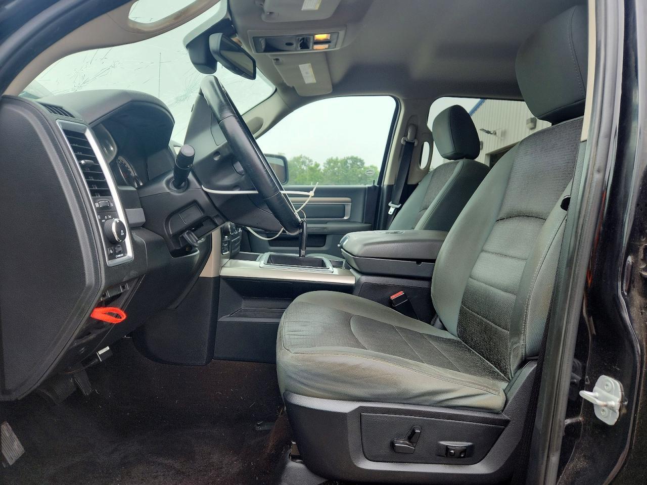 2014 Dodge RAM 1500 SLT