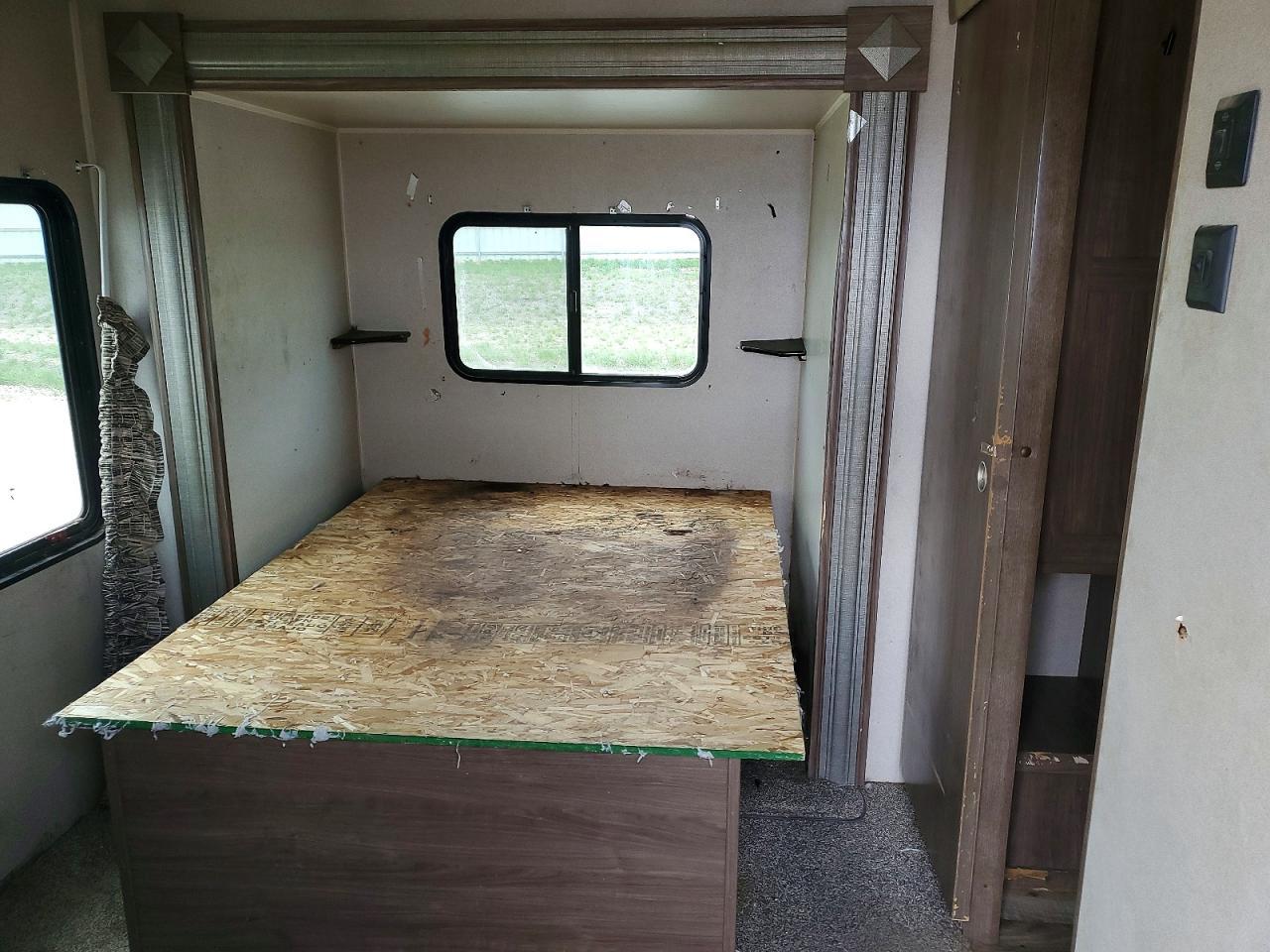 2019 Keystone Hideout Camper
