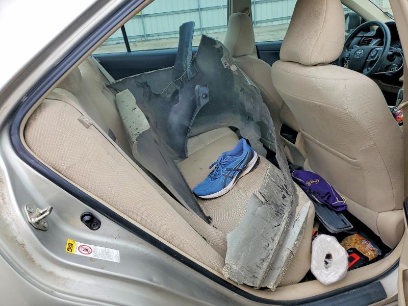 2014 Toyota Camry le