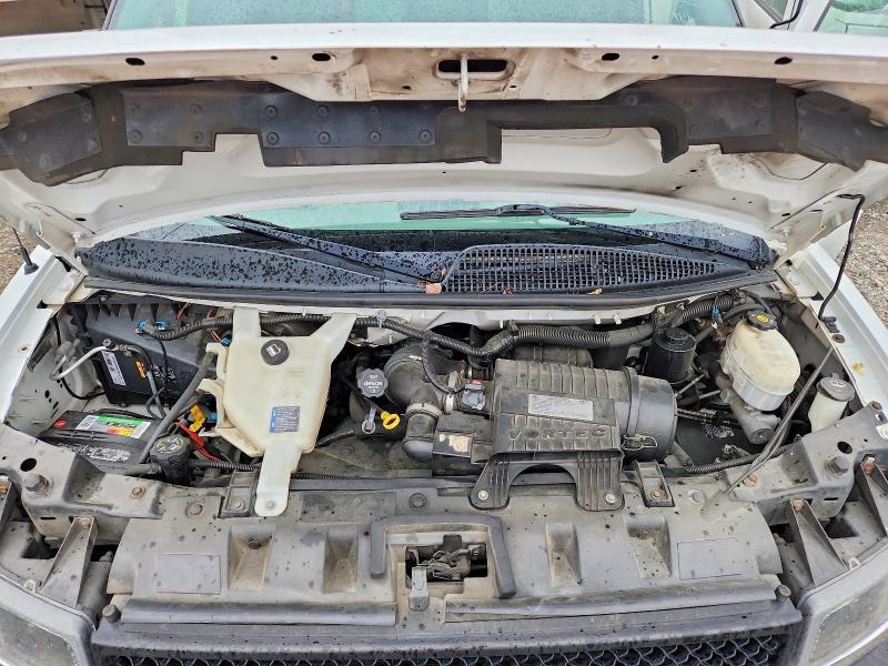 2019 Chevrolet Express BOX Truck