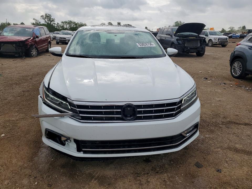 2016 Volkswagen Passat se