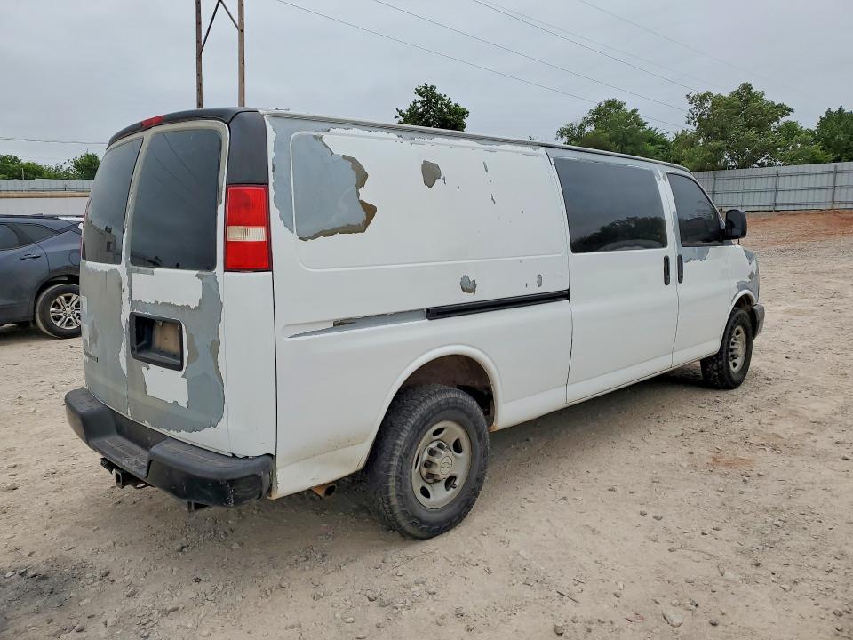 2009 Chev Express G3500