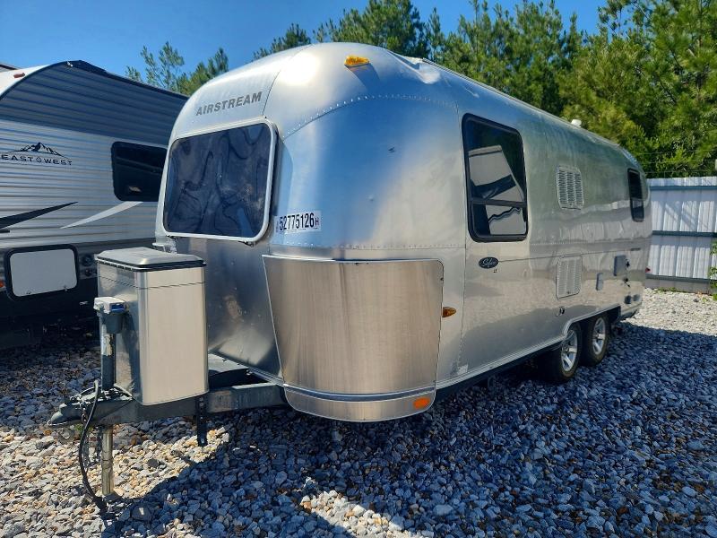 2006 Airstream Camper