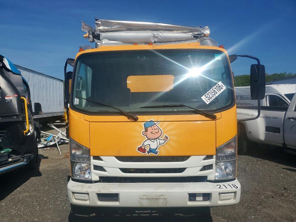 2021 Isuzu NPR BOX Truck