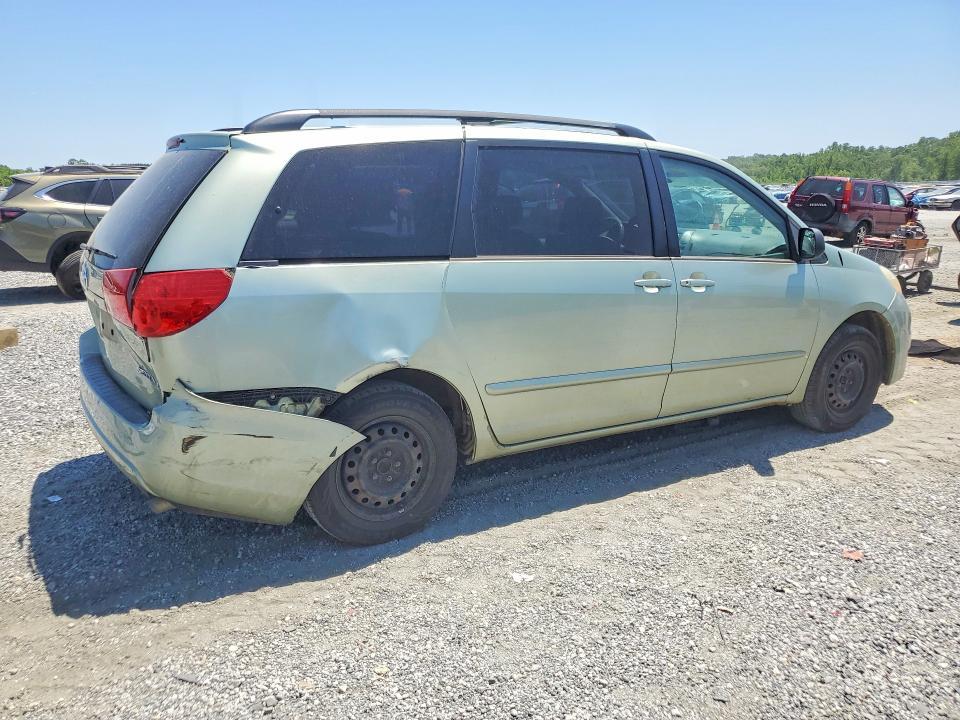 2006 Toyota Sienna le 7 Passenger