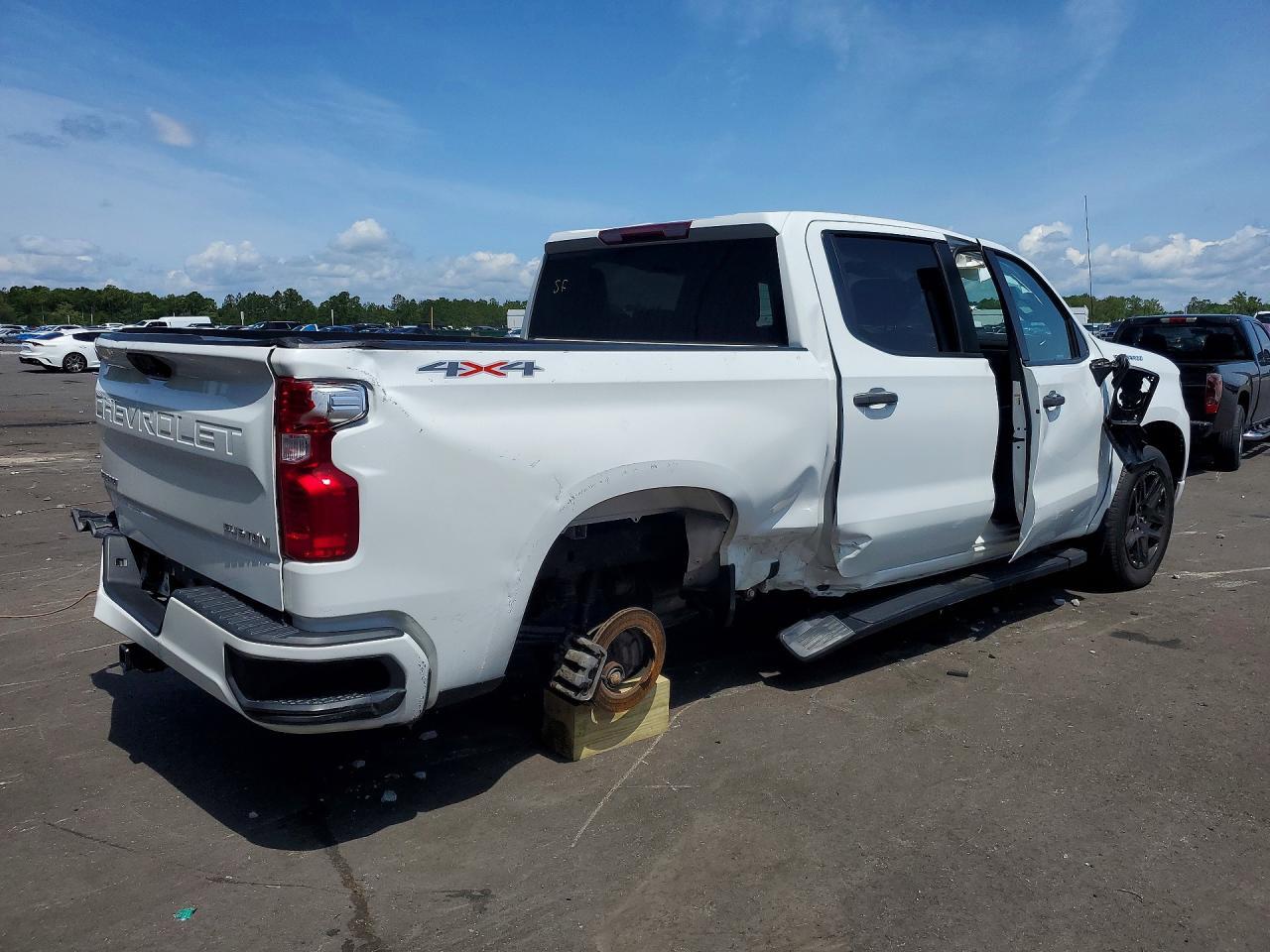2023 Chevrolet Silverado K1500 Custom