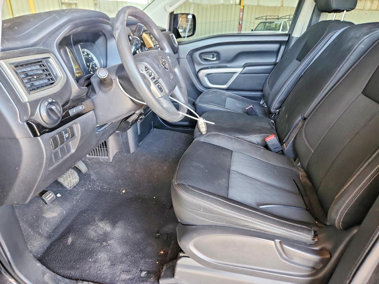 2017 Nissan Titan S