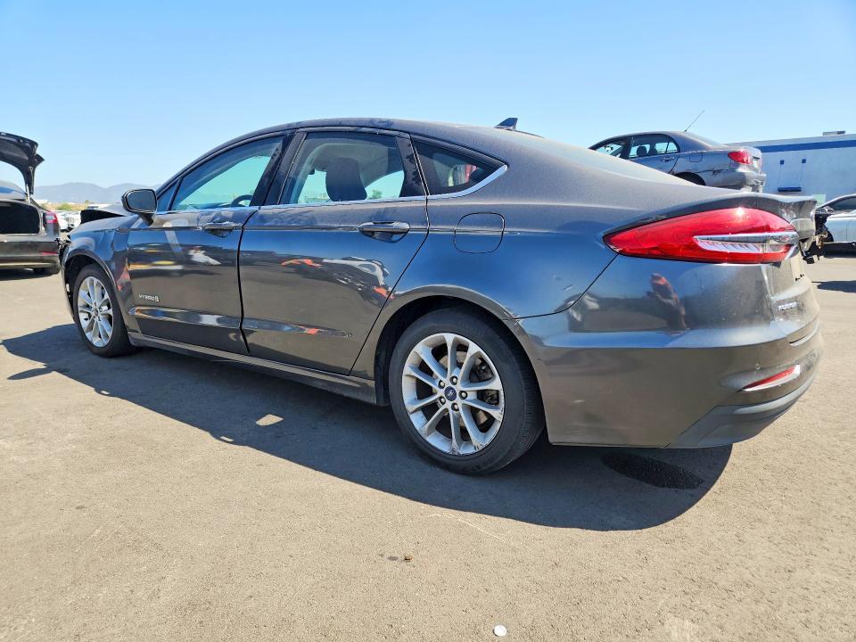 2019 Ford Fusion se