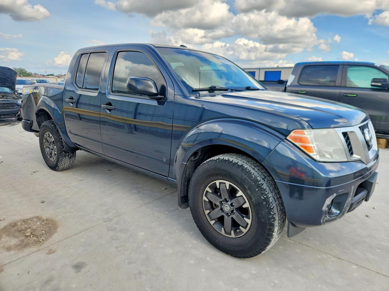 2018 Nissan Frontier Desert Runner