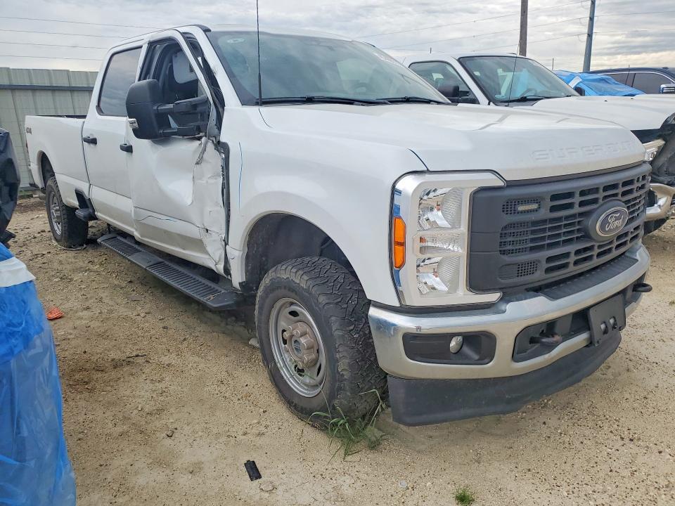 2023 Ford F350 Super Duty