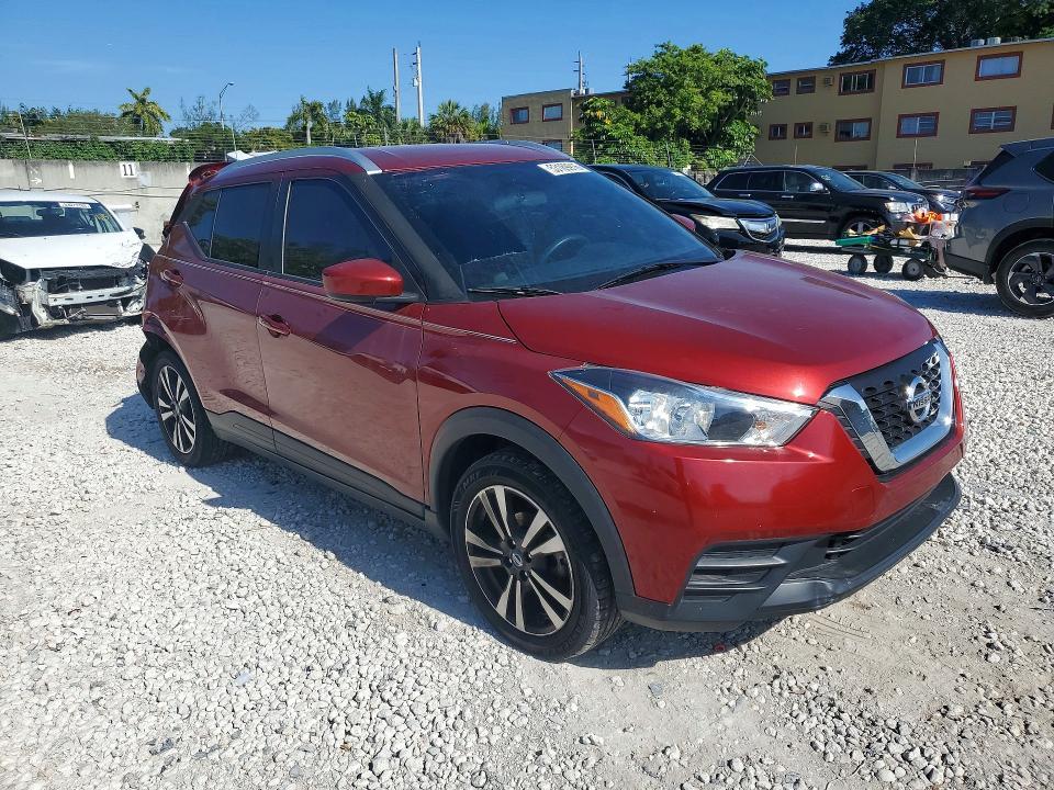2019 Nissan Kicks sv