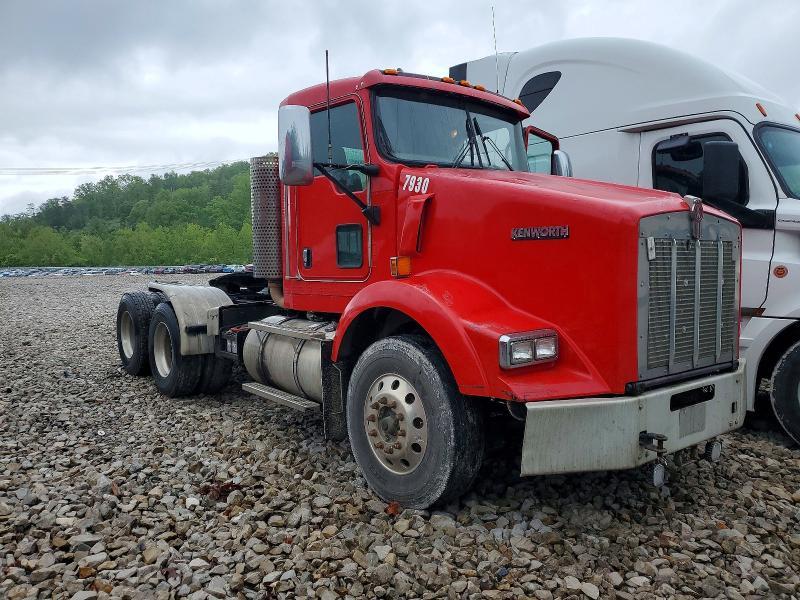 2012 Kenworth T800 Semi Truck