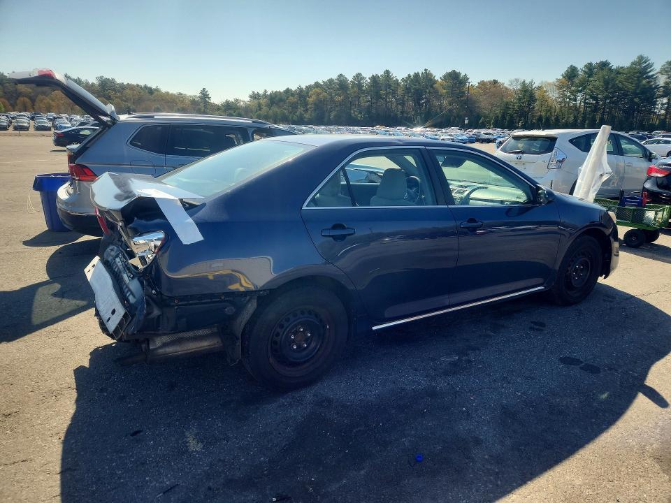 2014 Toyota Camry le