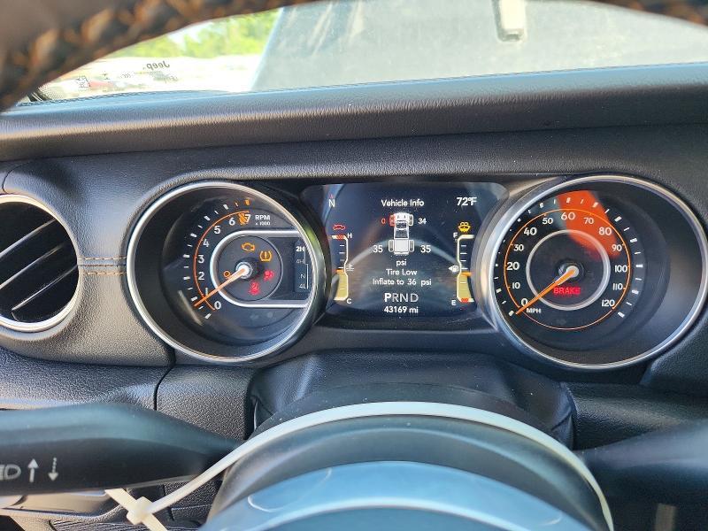 2022 Jeep Gladiator Overland
