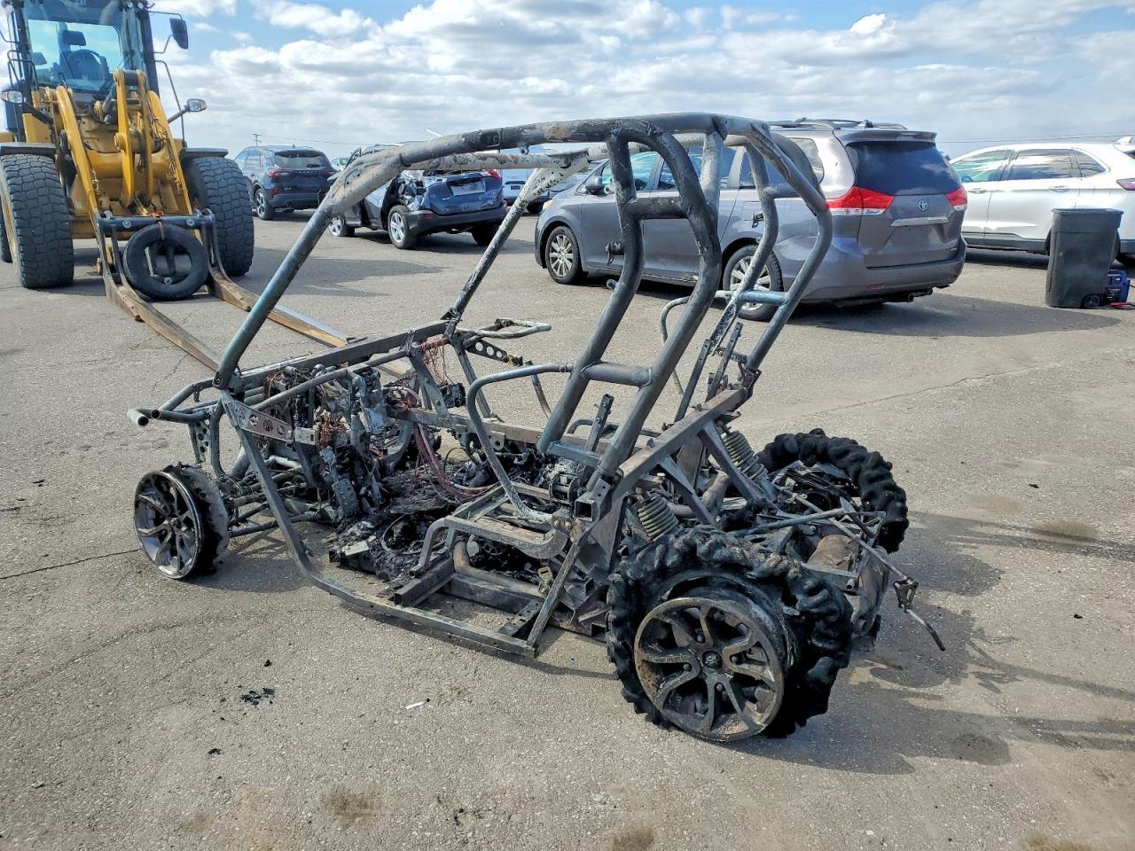2015 Can-Am Commander Utility Vehicle