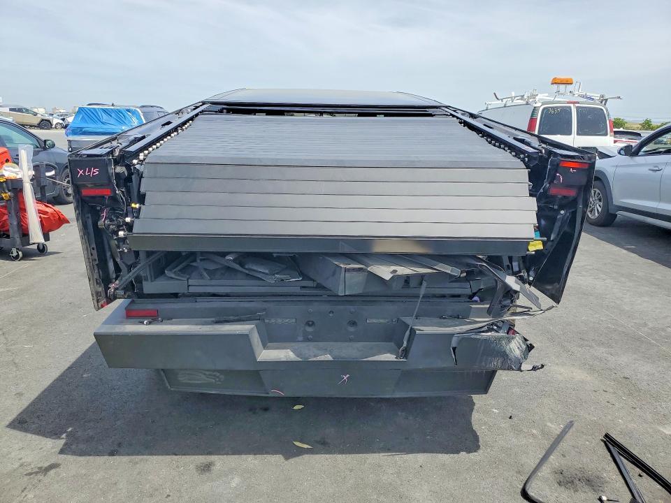 2024 Tesla Cybertruck