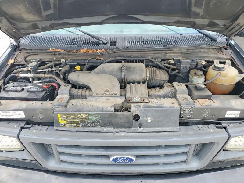 2004 Ford Econoline E350 Super Duty Wagon