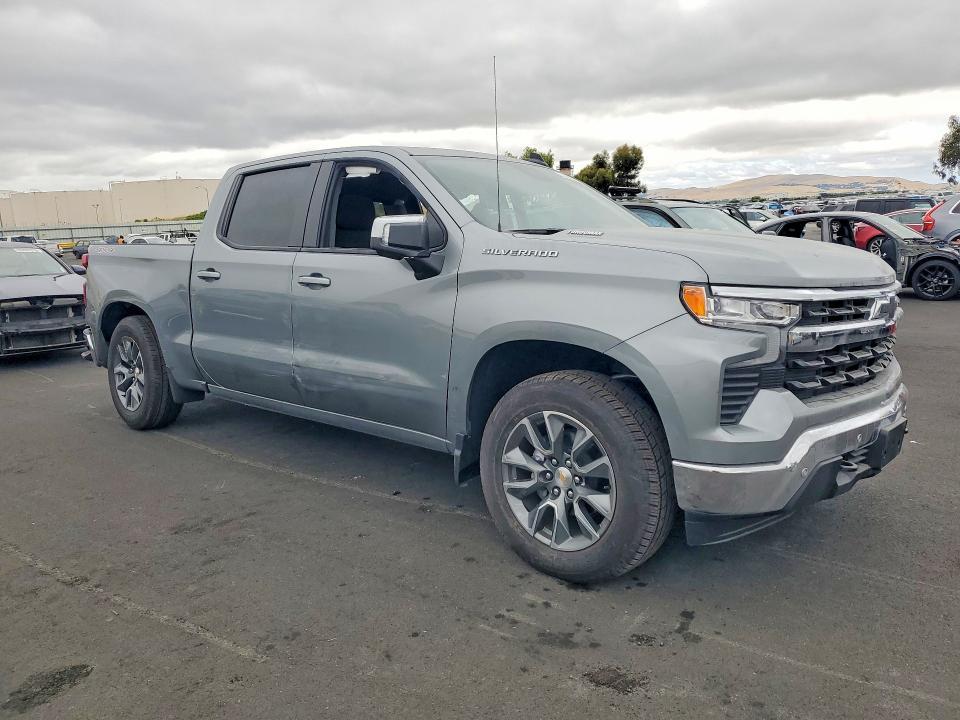 2026 Chevrolet Silverado K1500 LT