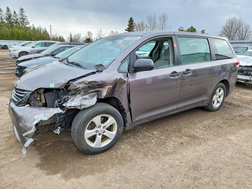 2011 Toyota Sienna Base 7-passenger