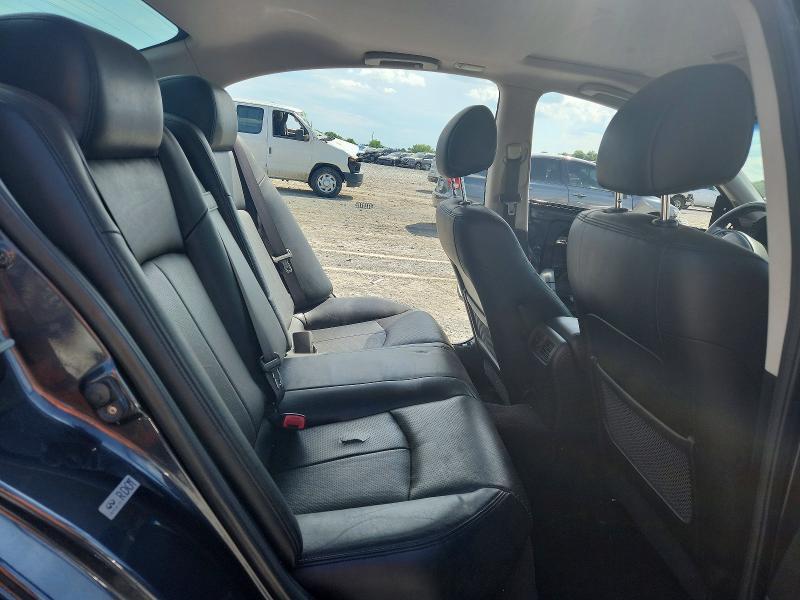 2011 Infiniti G25 Sedan x