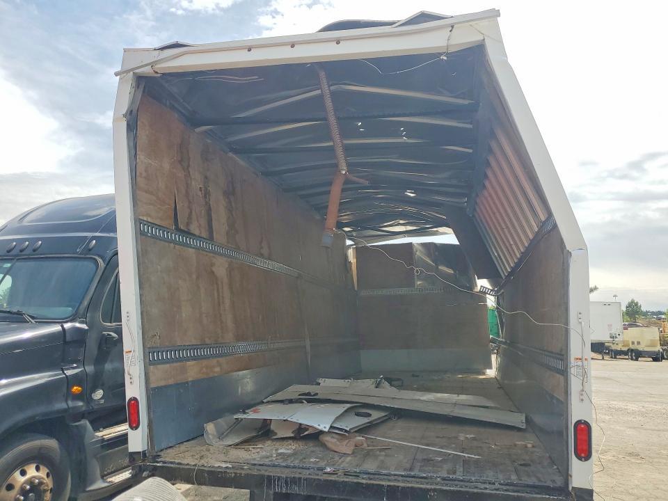 2024 International MV607 BOX Truck