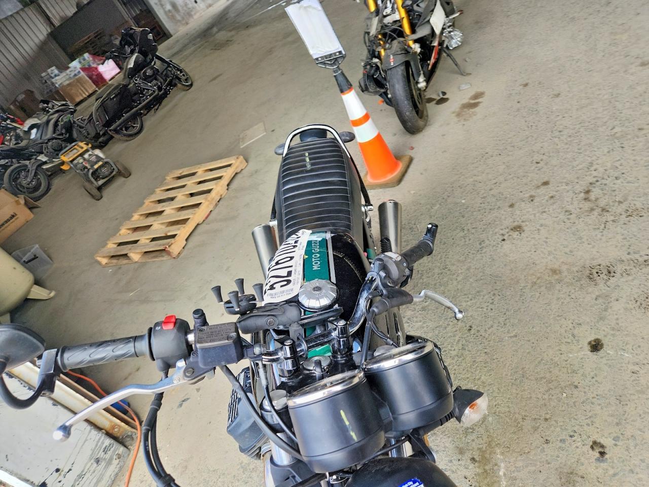 2017 Moto Guzzi V7 III Special