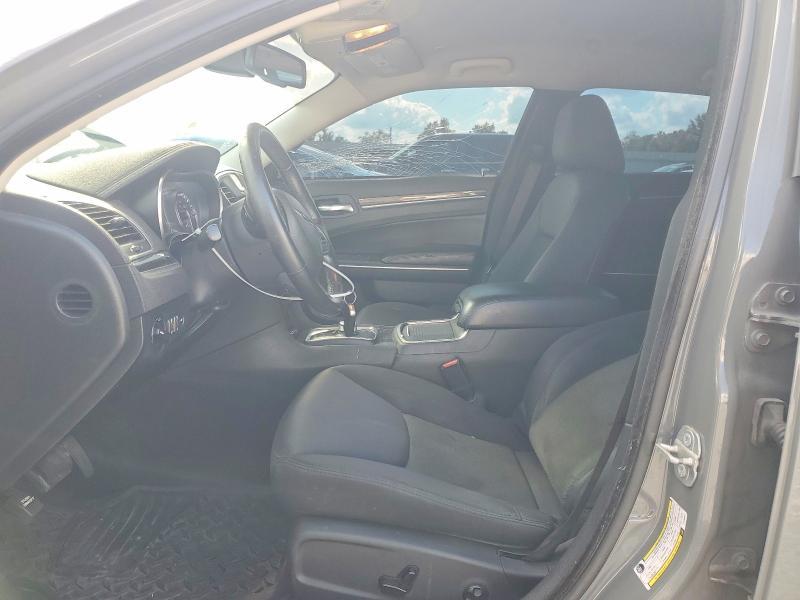 2018 Chrysler 300 Touring