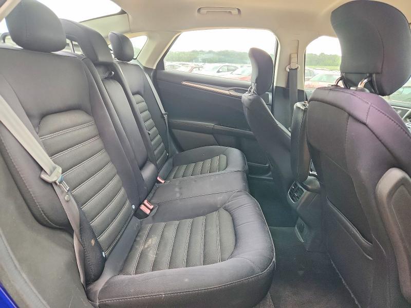 2015 Ford Fusion se