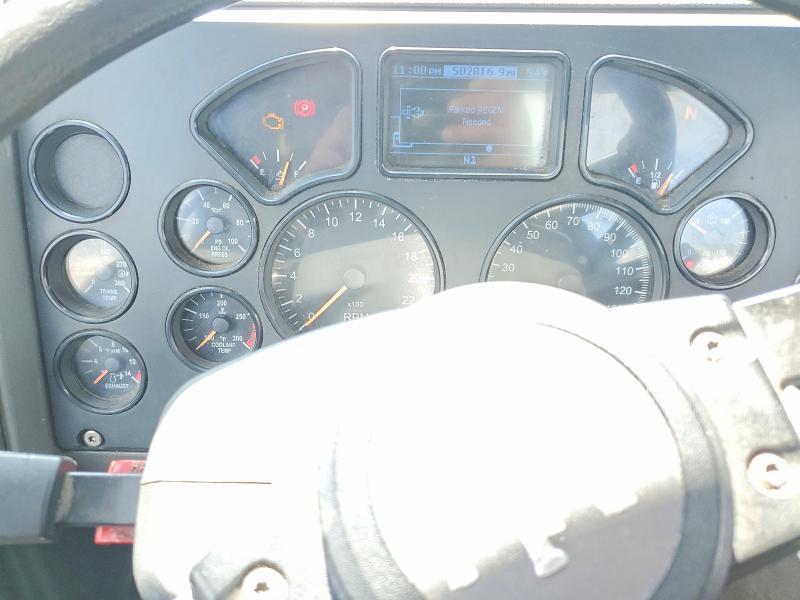 2016 Mack CXU612 Semi Truck