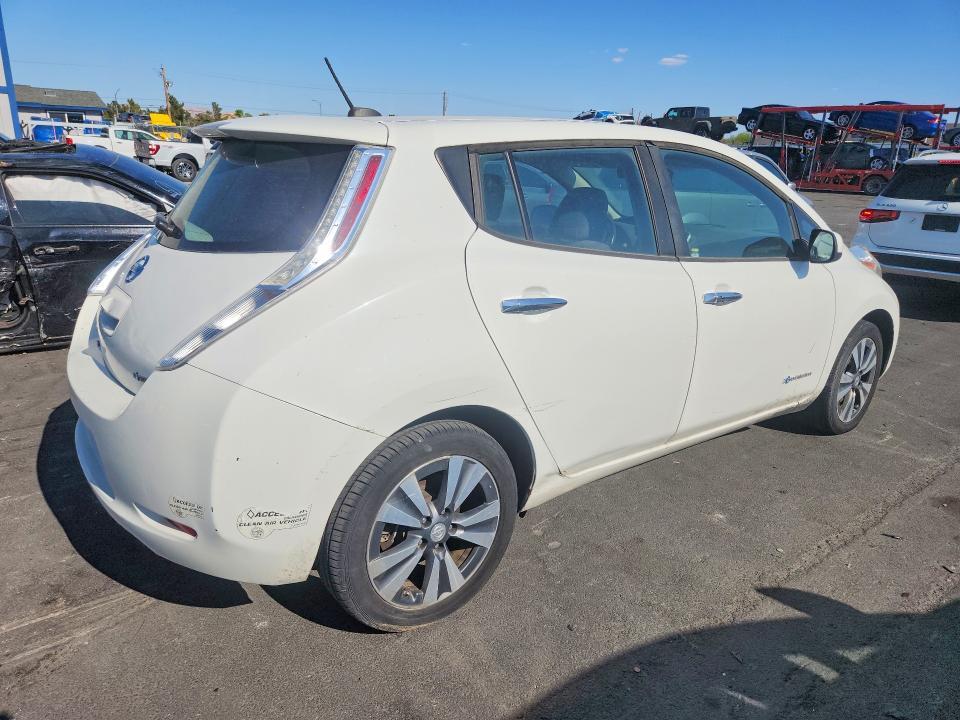 2015 Nissan Leaf sv