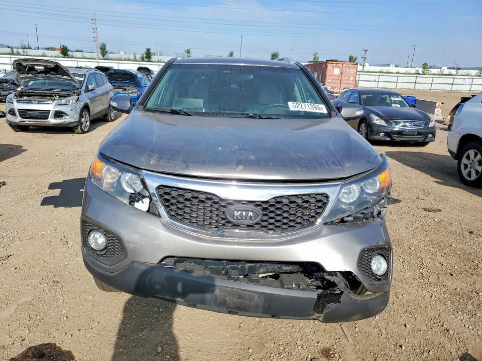 2013 KIA Sorento lx