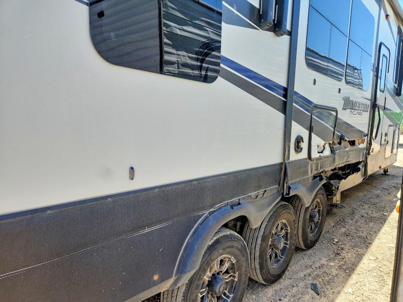 2019 Grand Design Momentum Camper