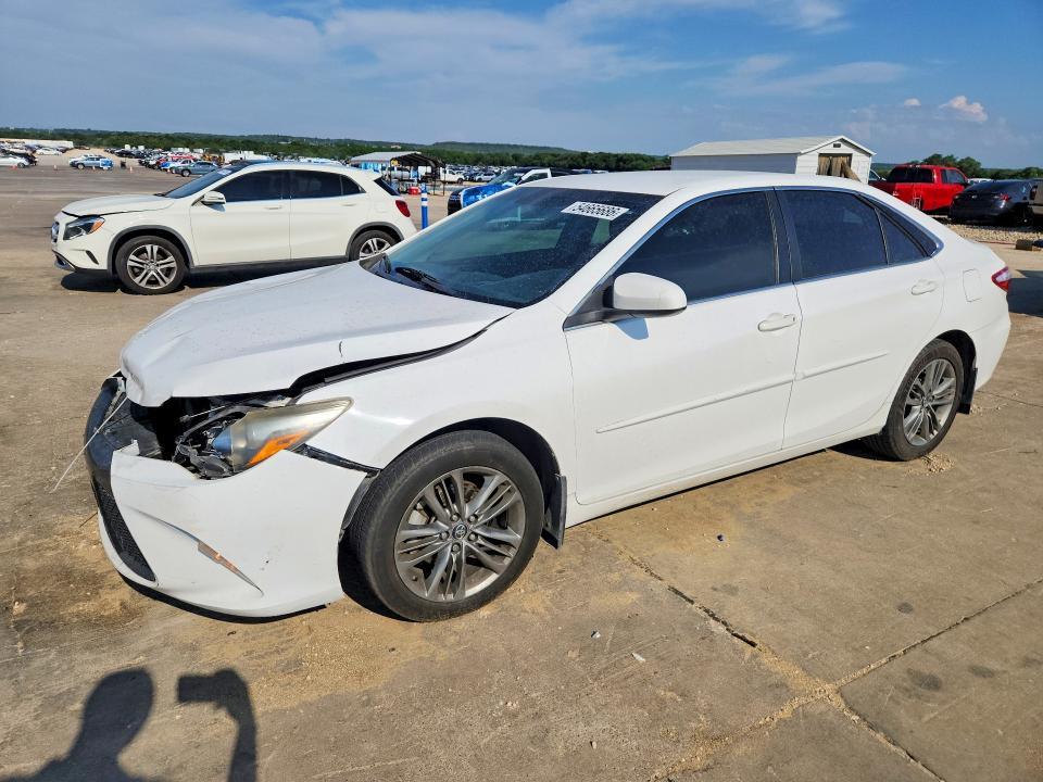 2017 Toyota Camry se