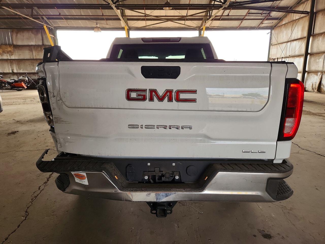 2023 GMC Sierra K1500 SLE