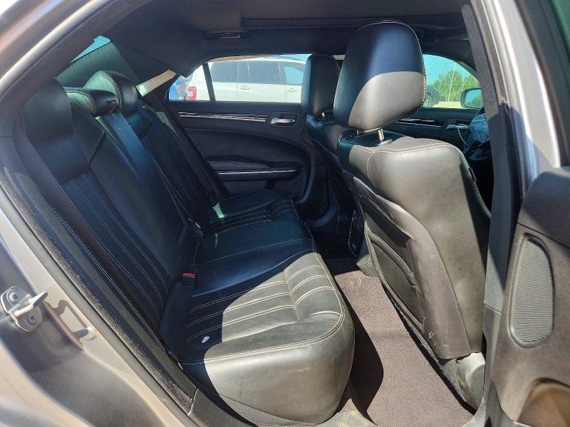 2018 Chrysler 300 s