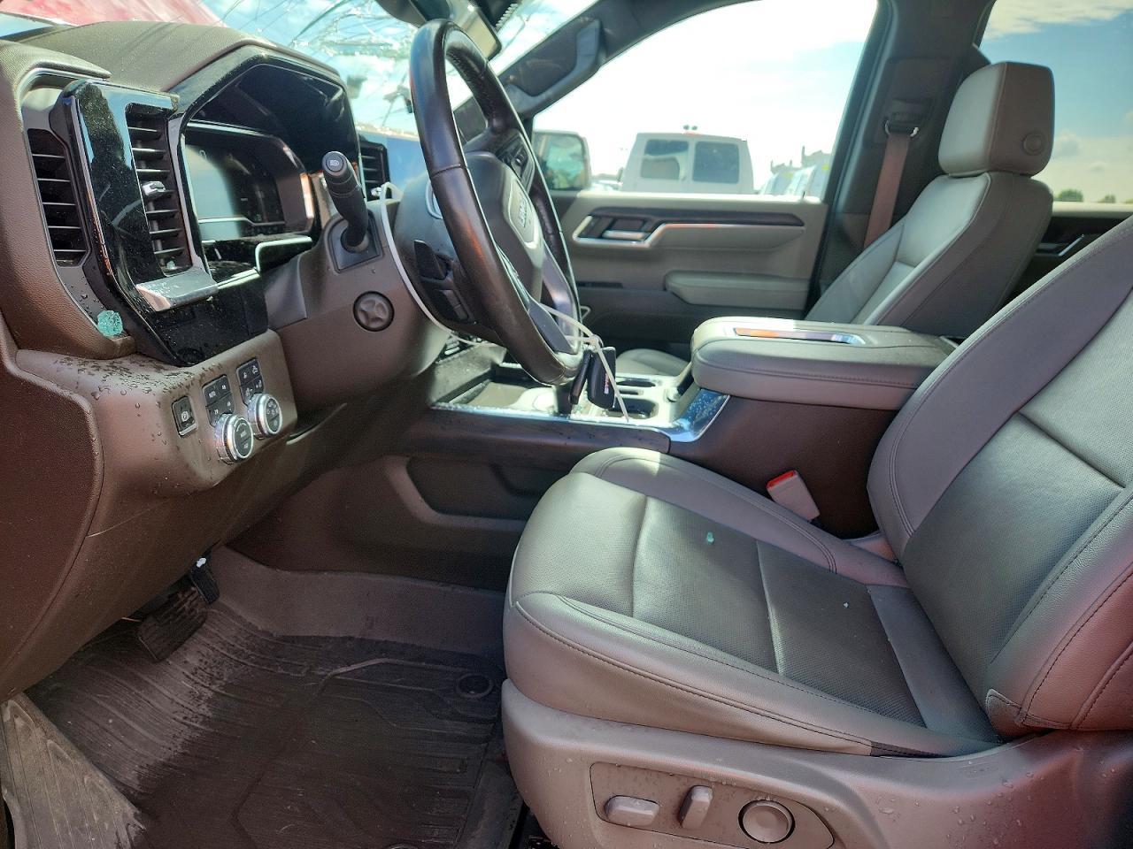 2022 GMC Sierra K1500 SLT