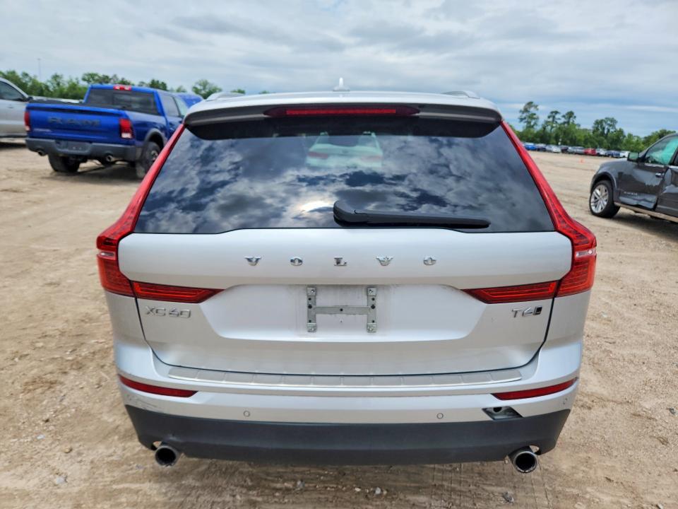 2021 Volvo Xc60 T6 Momentum