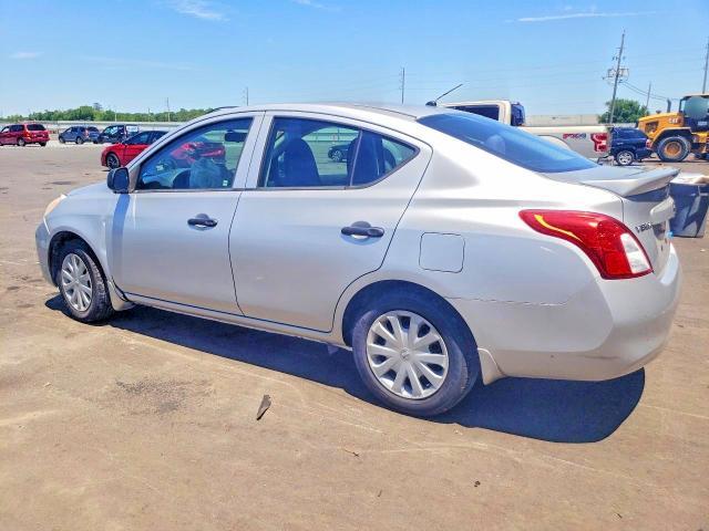 2014 Nissan Versa 1.6 s Plus