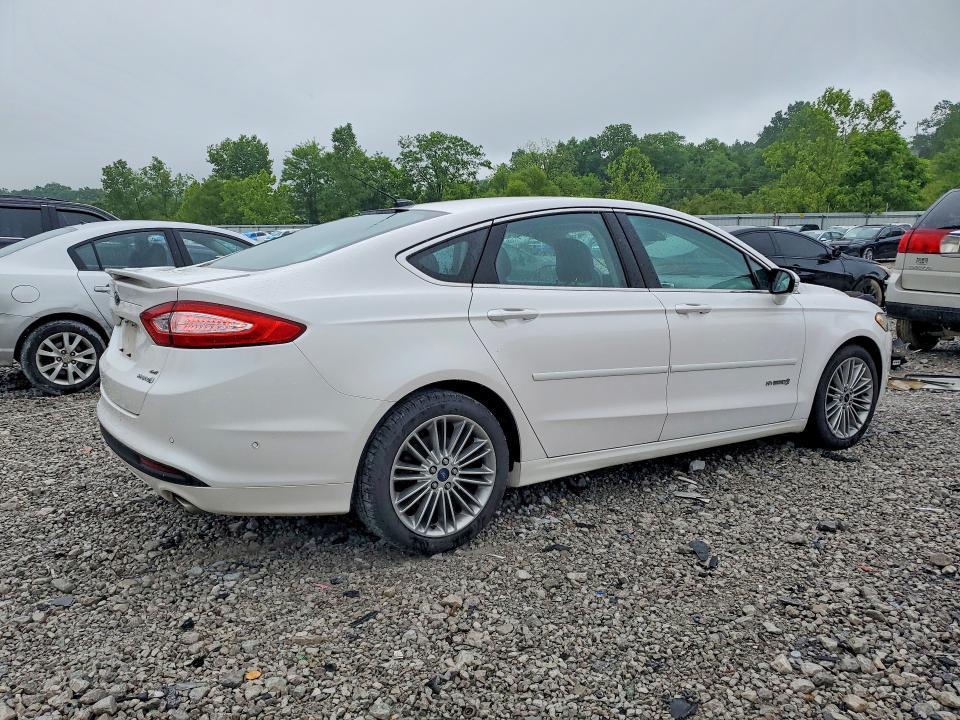 2014 Ford Fusion se Hybrid