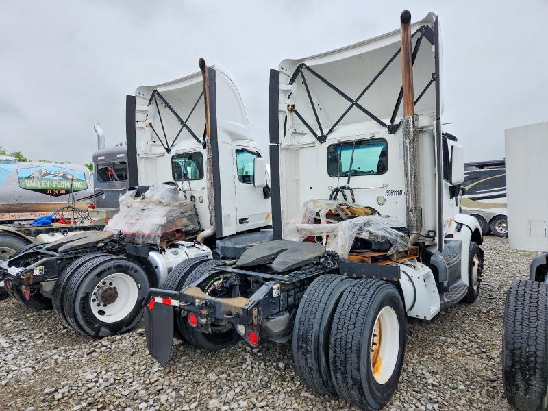 2021 Peterbilt 579-Semi Truck