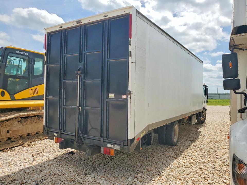 2018 Isuzu NQR BOX Truck
