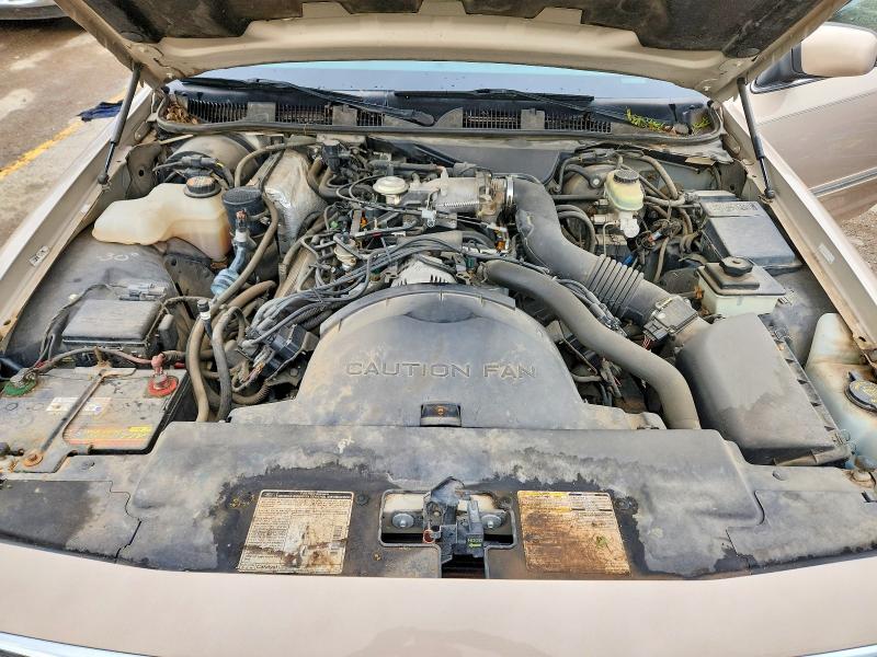 1997 Ford Crown Victoria lx