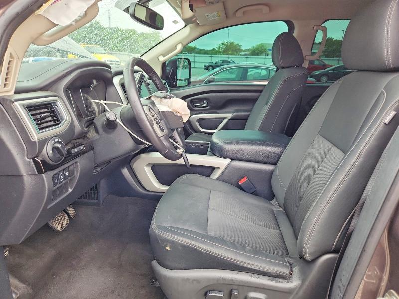 2019 Nissan Titan SV